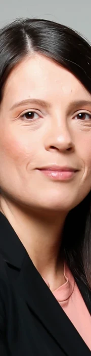 Ana Santos1
